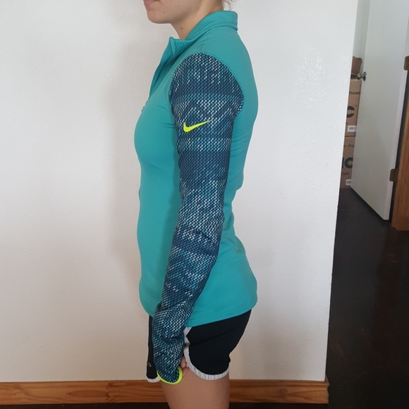 Nike Women's Pro Dri-Fit Teal Half Zip Top - Picture 3 of 4